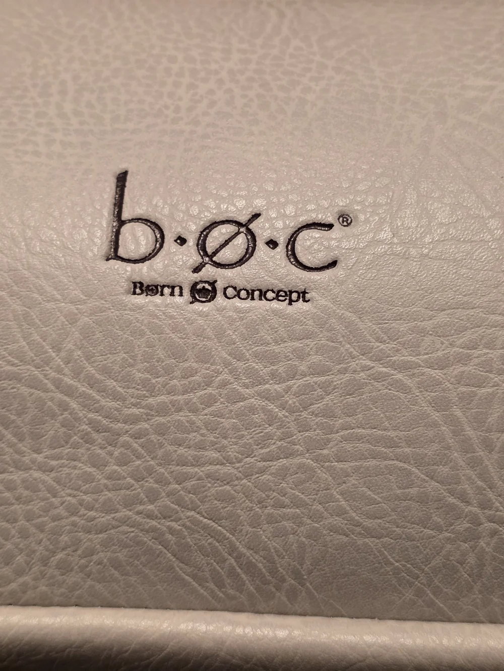 Boc b.ø.c Cream Hobo Shoulder Bag Nwot, Prestine Condition